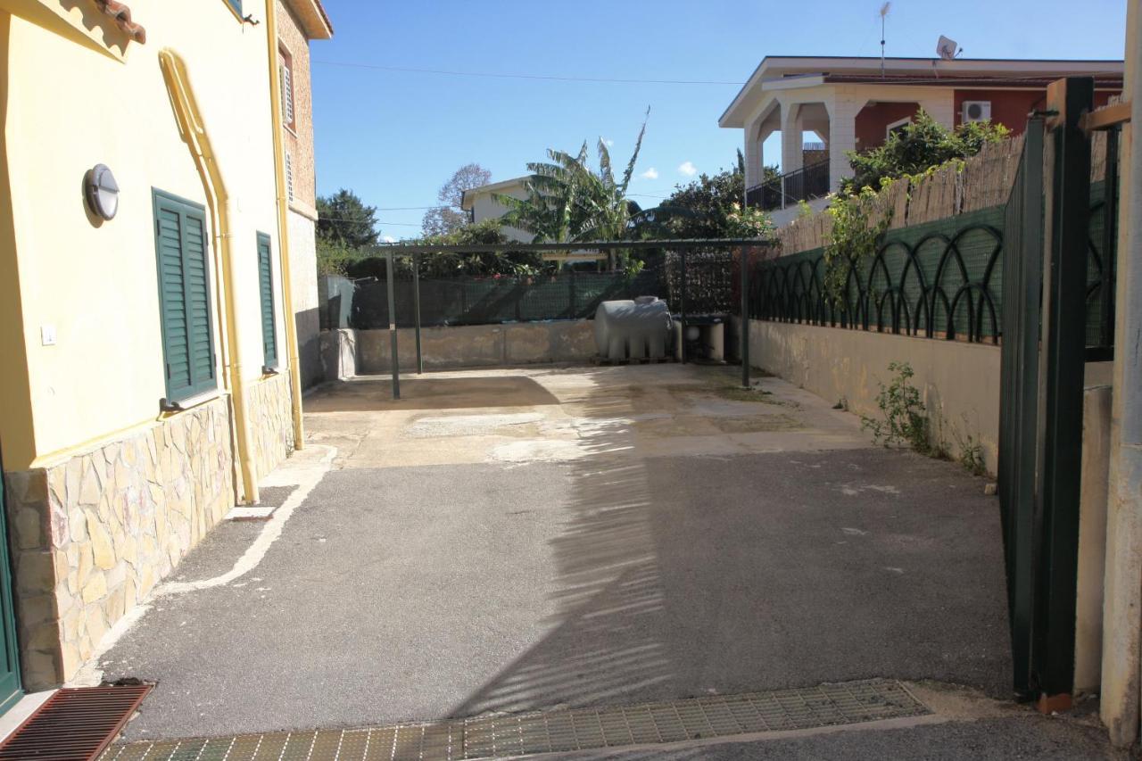 La Casa Gialla Trabia Exterior foto